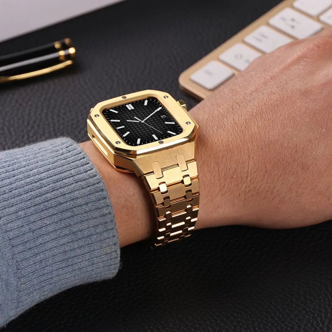 EleganceGuard | Stylish Protective Case for Apple Watch 44mm – Durable Full Coverage 1
