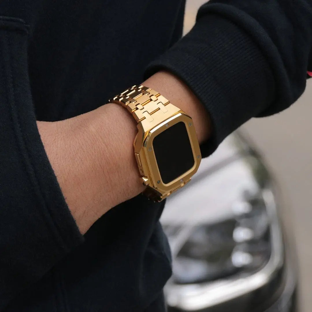 EleganceGuard | Stylish Protective Case for Apple Watch 44mm – Durable Full Coverage 6