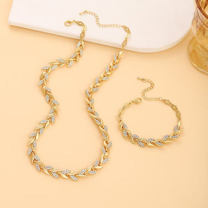 Elegant Jewelry Set | Handmade Fishtail Necklace and Bracelet with Premium Glass Crystals – Timeless Design for Everyday and Special Occasions 10