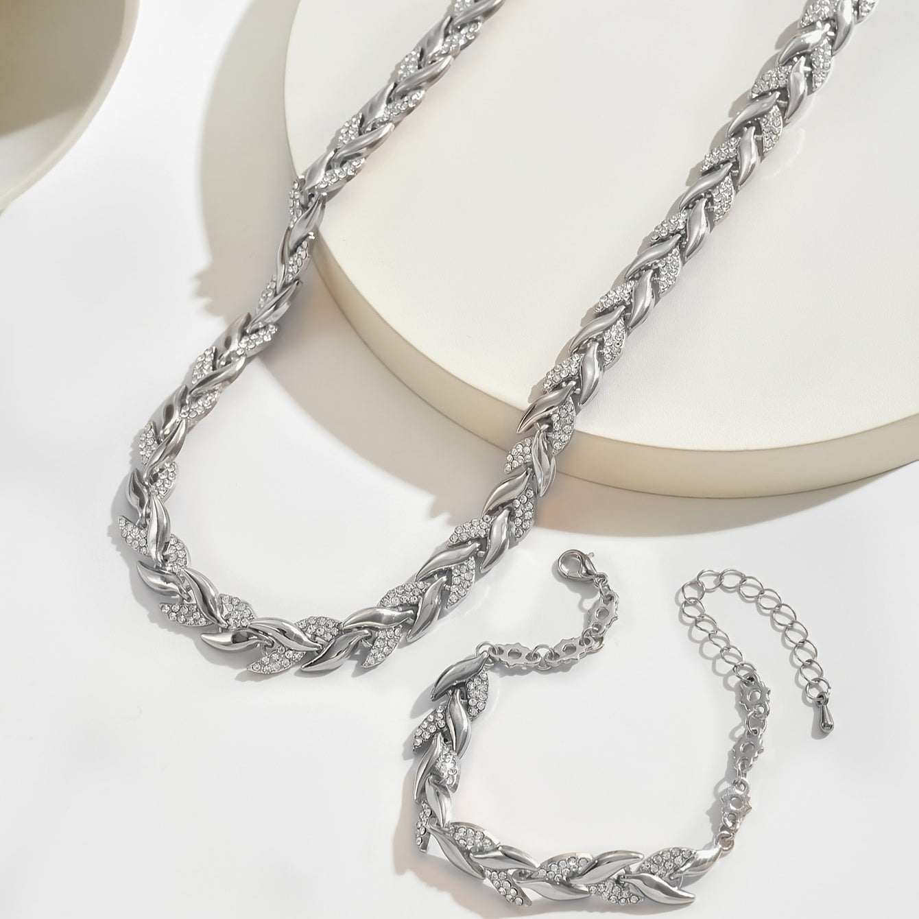 Elegant Jewelry Set | Handmade Fishtail Necklace and Bracelet with Premium Glass Crystals – Timeless Design for Everyday and Special Occasions 9