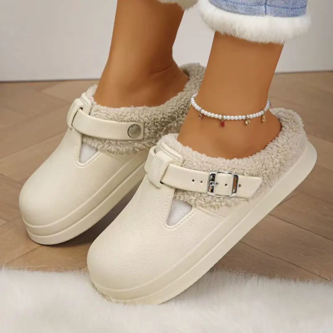ElysianPlush | Cozy Waterproof Women's Slippers with Soft Lining 4