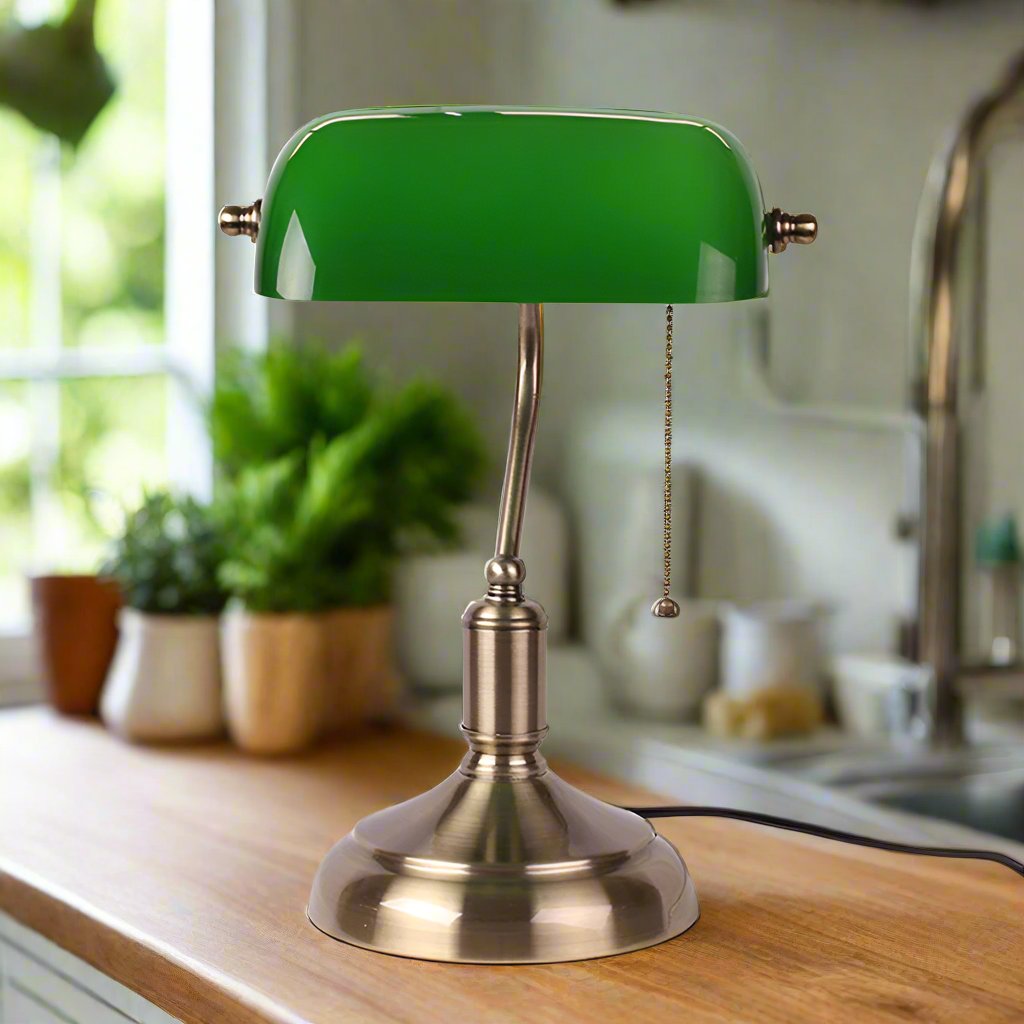 Classic Traditional Desk LED Lamp