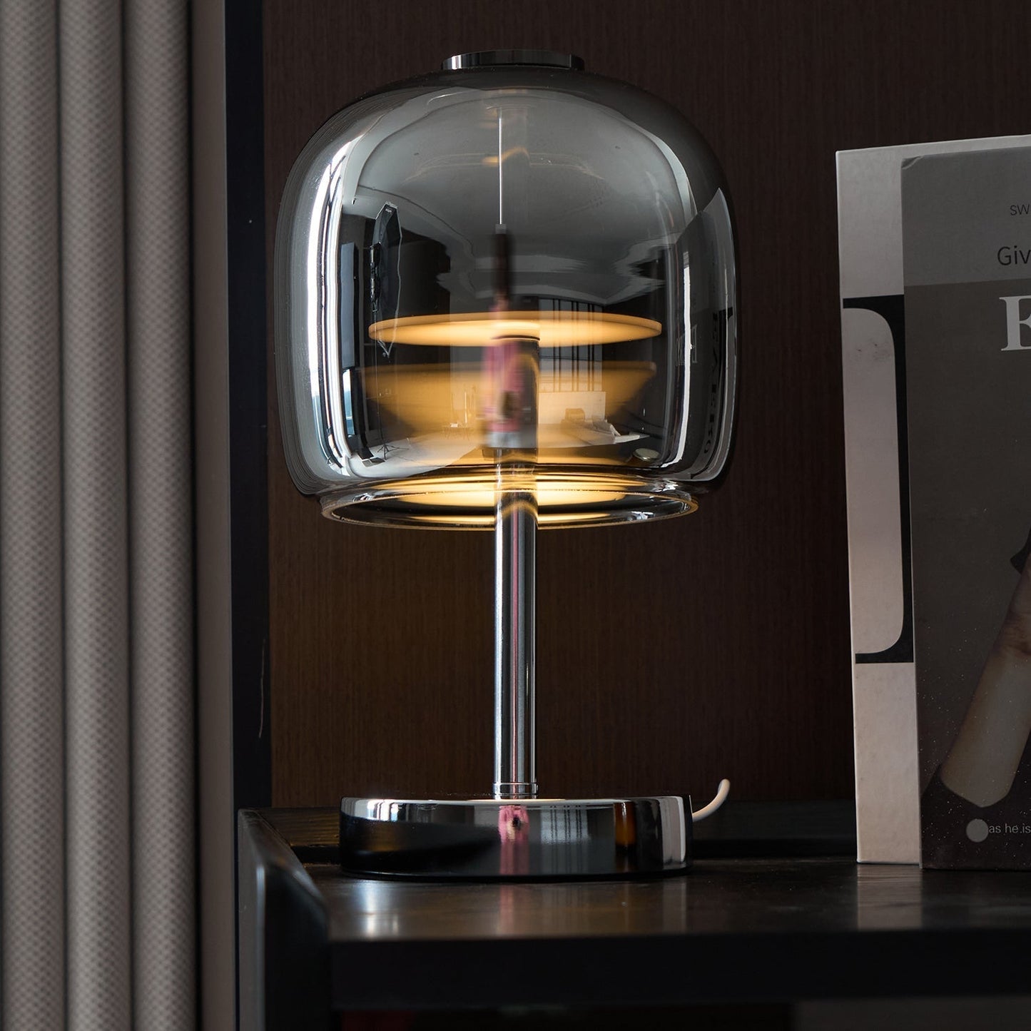 Embrilo Table Lamp 2