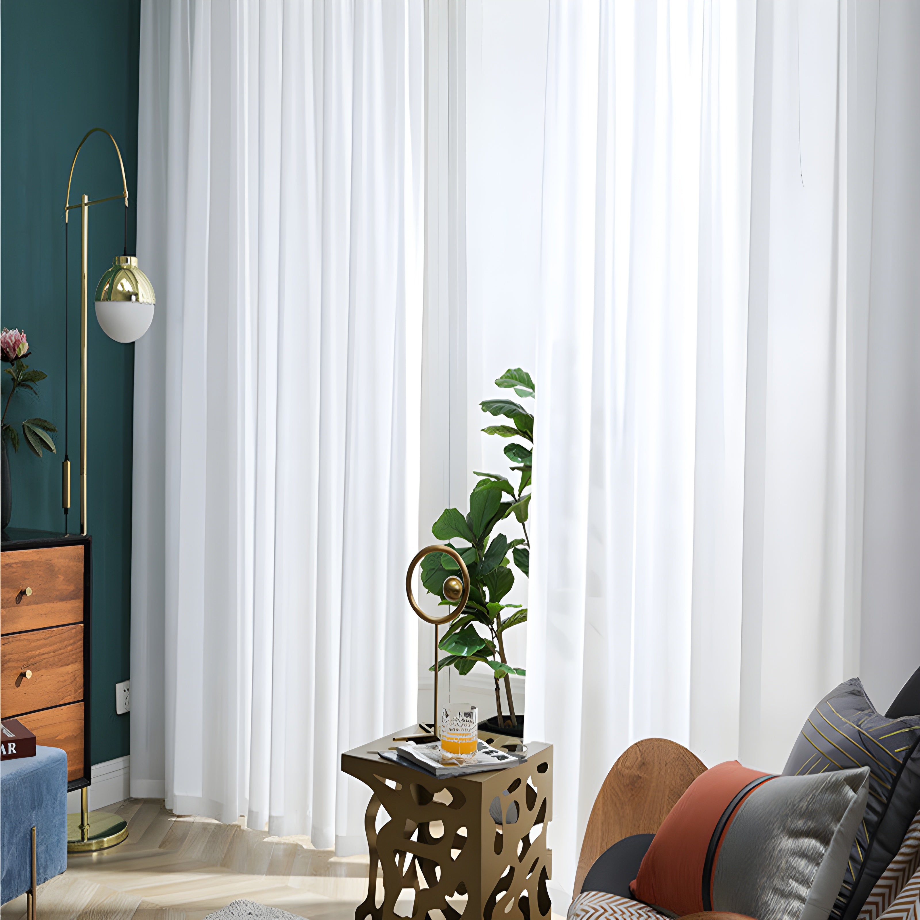 Selected Variant Image