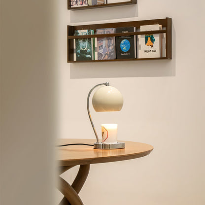 FlameGlow - Table Lamp with Candle-Like Light and Sleek Finish 5