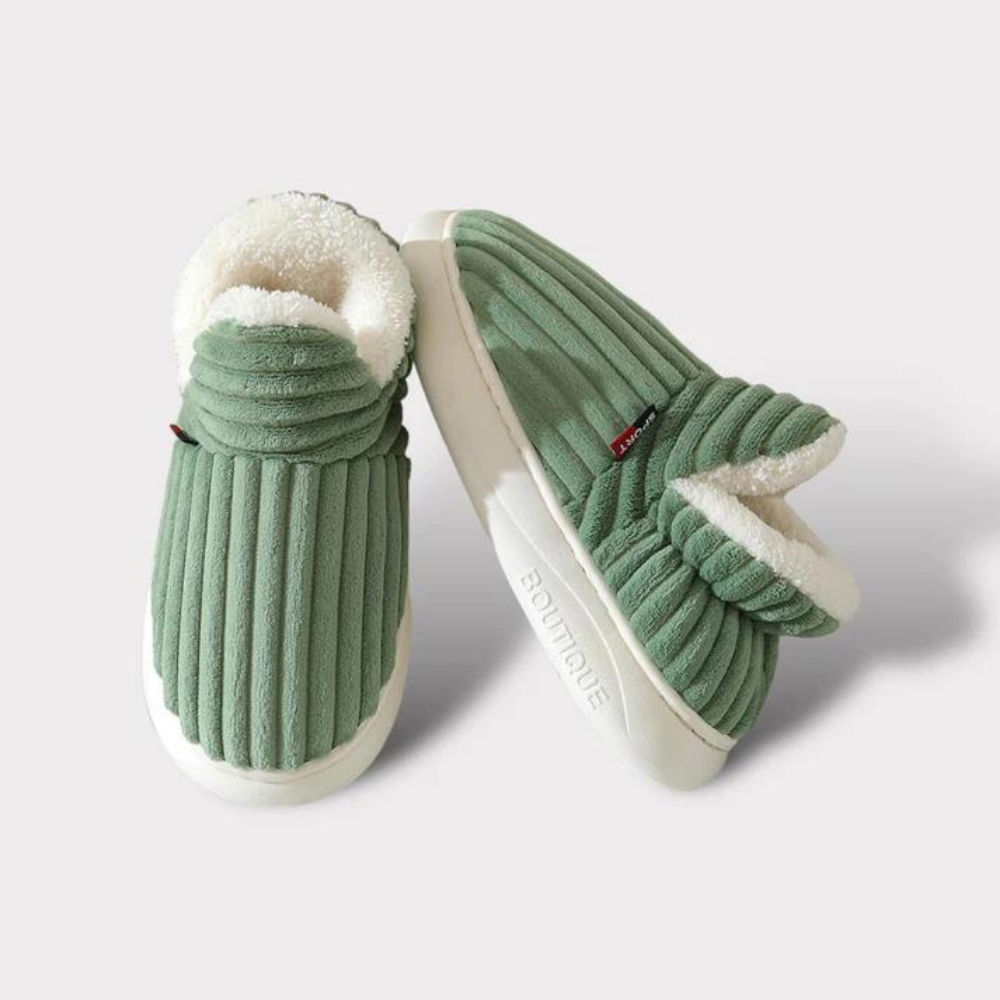 FleeceComfort | Cozy Soft Thermal Unisex Indoor Slippers 2