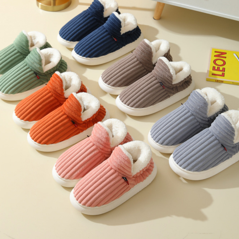 FleeceComfort | Cozy Soft Thermal Unisex Indoor Slippers 6