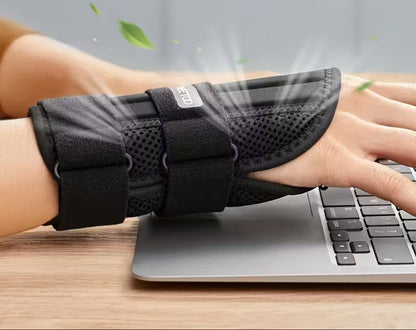 FlexiSupport | Comfortable Adjustable Wrist Brace for Pain Relief 3