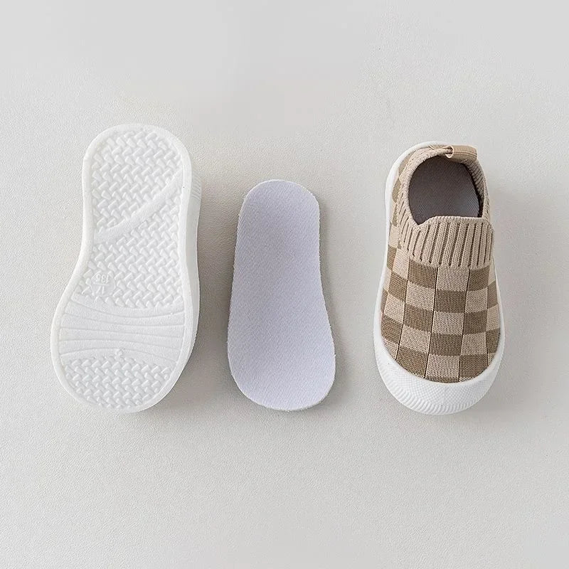 Flexible Slip-On Shoes for Toddlers with Non-Slip Sole and Plaid Pattern - Comfy Slip-On Shoes 4