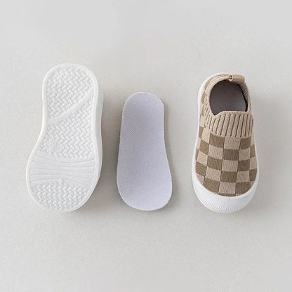 Flexible Slip-On Shoes for Toddlers with Non-Slip Sole and Plaid Pattern - Comfy Slip-On Shoes 4