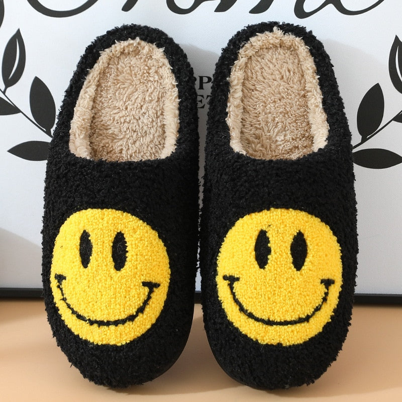FluffyStep™ – Warm Slippers with Smiley – Comfortable Winter Slippers 3