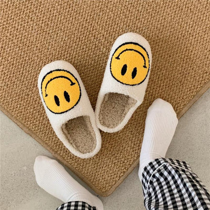FluffyStep™ – Warm Slippers with Smiley – Comfortable Winter Slippers 6