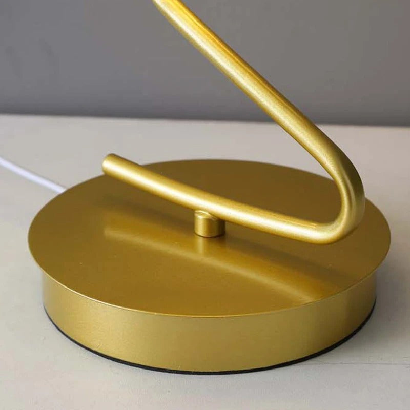 FlutterLight – Stylish Modern Butterfly Table Lamp 5