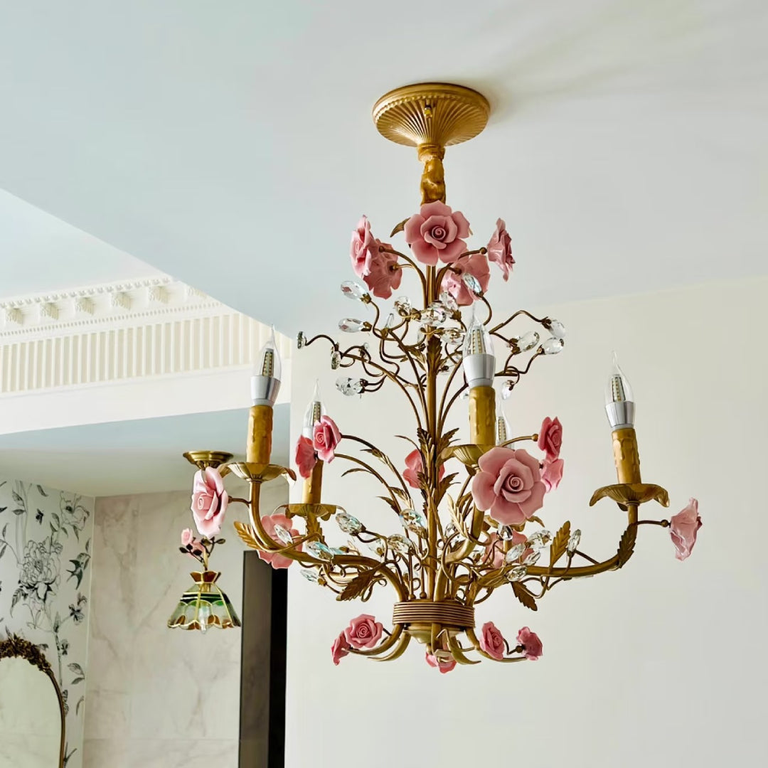 Elegant Crystal Pendant Ceiling Lamp in Classic Style
