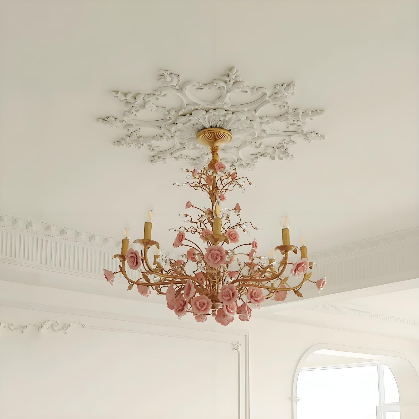 Elegant Crystal Pendant Ceiling Lamp in Classic Style