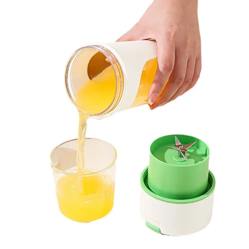 FreshSqueeze™ - Portable Blender and Juicer 480ml Inovessa