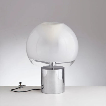 FusionGlow – Retro-Inspired Table Lamp with Glass Base 8