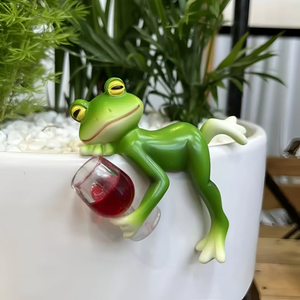 Outdoor Ceramic Frog Planter Wall Decor