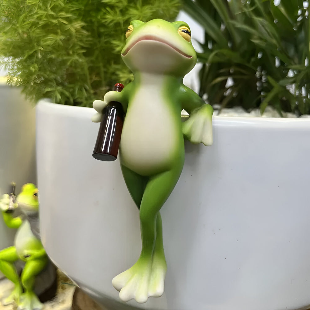 Outdoor Ceramic Frog Planter Wall Decor