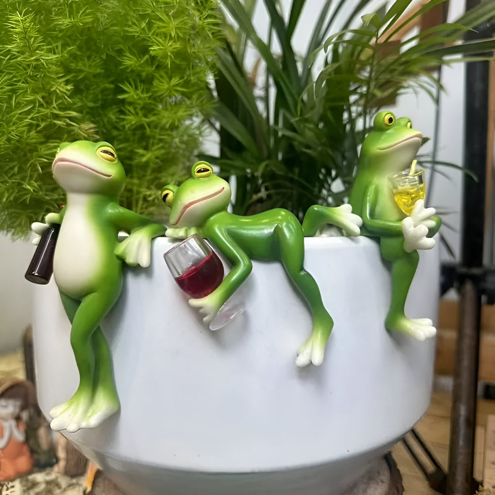 Outdoor Ceramic Frog Planter Wall Decor