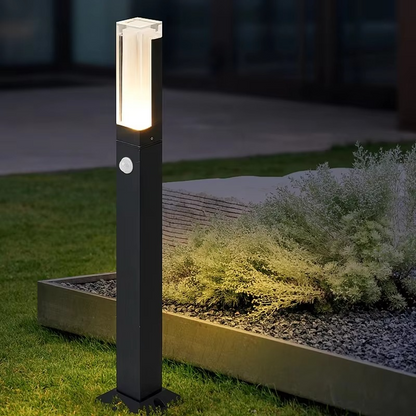 Weatherproof Solar Powered Garden Lamp
