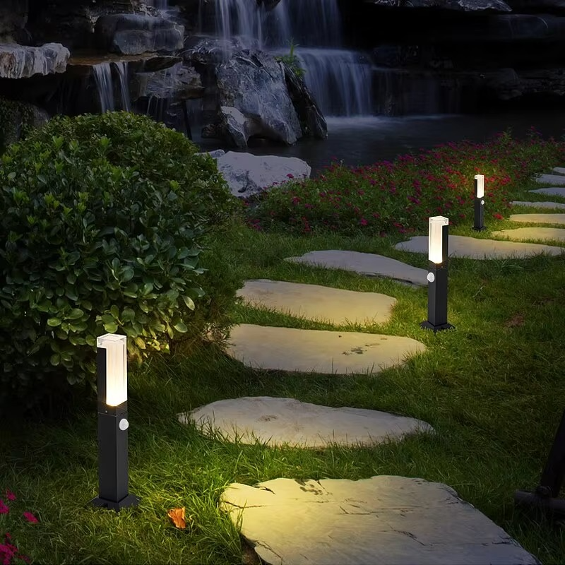 Weatherproof Solar Powered Garden Lamp