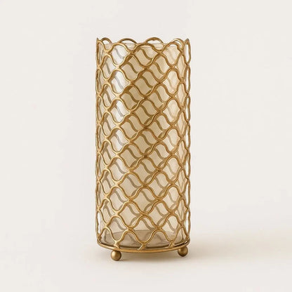 Geometric crystal vase with faceted glass design ideal for modern home accessories and table decor