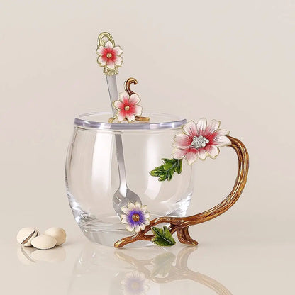  Heat-resistant crystal glass cup with decorative flower pattern and elegant gold handle