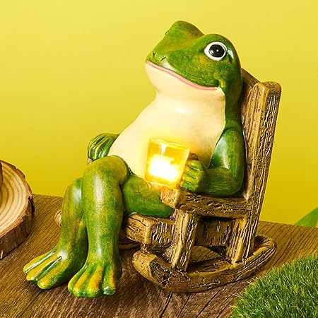 Small Outdoor Frog Solar Powered Lamp