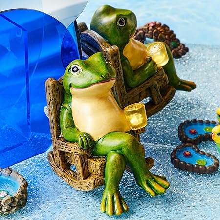 Small Outdoor Frog Solar Powered Lamp