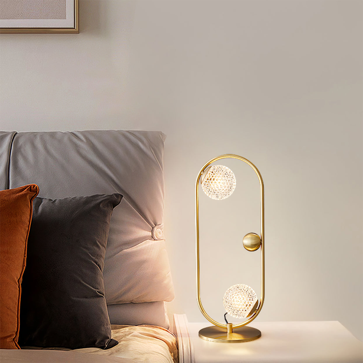GlobeLume – Stylish Table Lamp with Circular Glass Diffusers 3