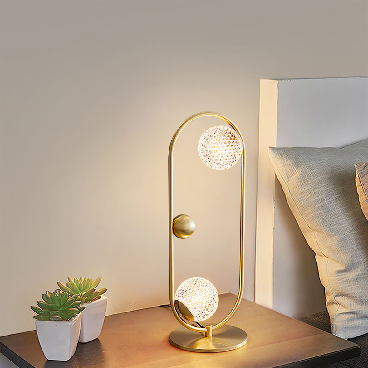 GlobeLume – Stylish Table Lamp with Circular Glass Diffusers 5