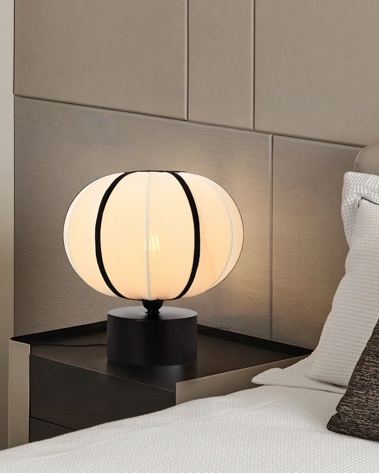 GlowEllos - Contemporary Lamp with Soft, Warm Illumination 5