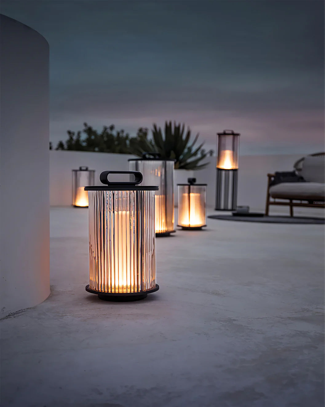 GlowSphere – Elegant Glass and Stainless Steel Garden Lamp 4