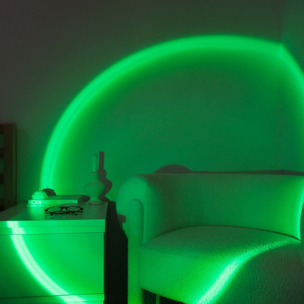 GoldenAura | Serene Adjustable LED Sunset Projection Mood Lamp 6