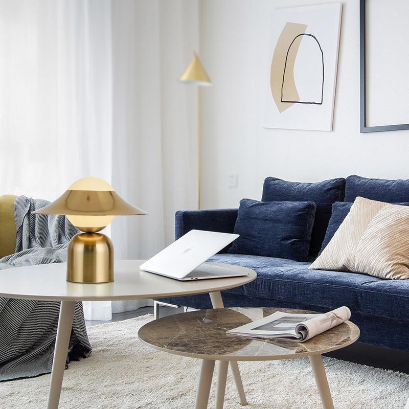 GoldenGlow – Nordic Style Table Lamp in Gold 3