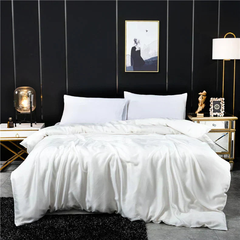 Soft Mulberry Bed Cover - Premium Solid Duvet