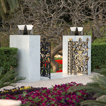Energy Saving Garden Column Lamp - Small Strong Build