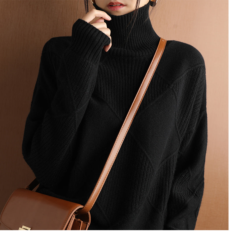 Soft Cashmere Crew Neck Sweater for Women