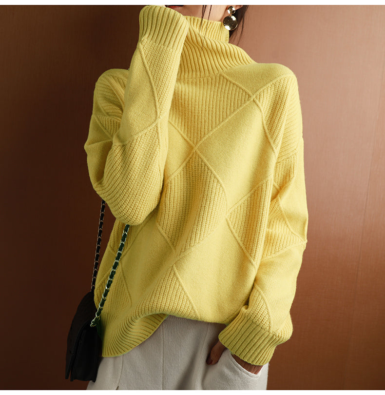 Soft Cashmere Crew Neck Sweater for Women