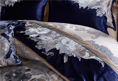 Luxurious Floral Pattern Blue Bedding Set