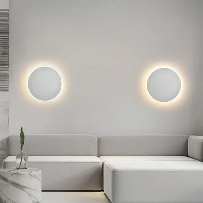 HaloOrb Wall Sconce – Modern Circular LED Light with an Energy-Efficient Design for Home Illumination, providing 10W Warm White Lighting. 2