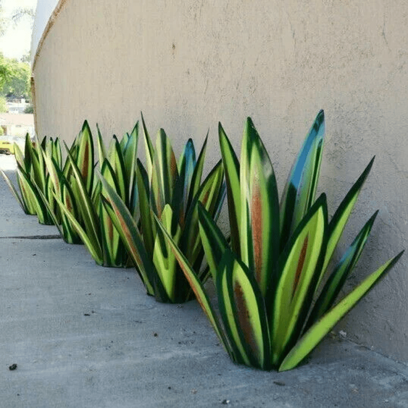Handcrafted Agave Garden Light – Waterproof Outdoor Lamp for Elegant Landscape Lighting 1
