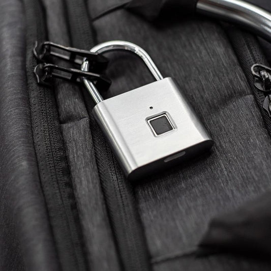 Secure Keyless Fingerprint Lock in Metal - Lusomart