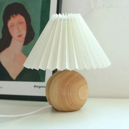 HeritageGlow | Elegant Vintage Table Lamp for Bedroom and Living Room Decor 4
