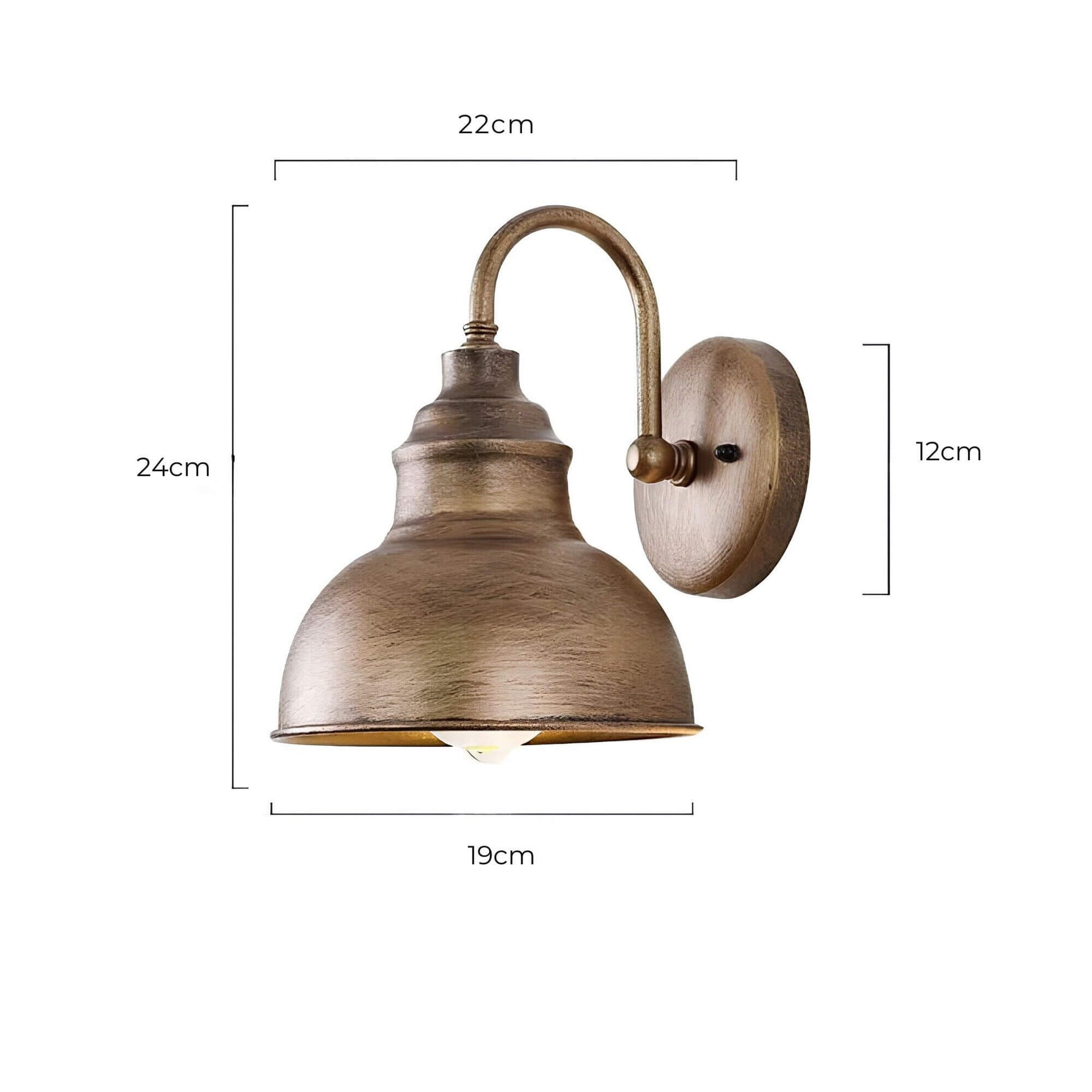 Heritage Outdoor Sconce – A rust-resistant, vintage-style wall lantern for patios and gardens. 6