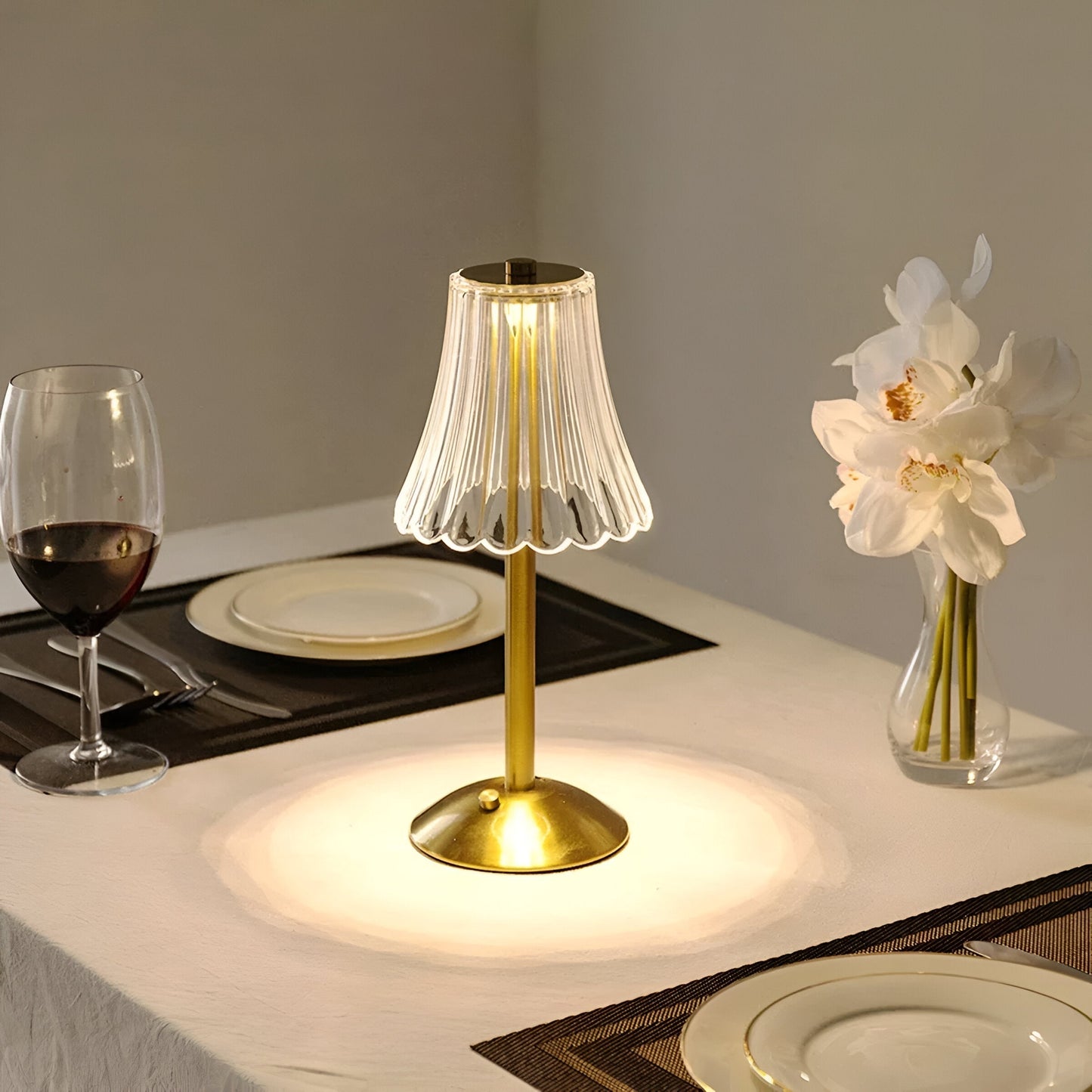 Classic Home Table Lamp – Adjustable Bright Lighting