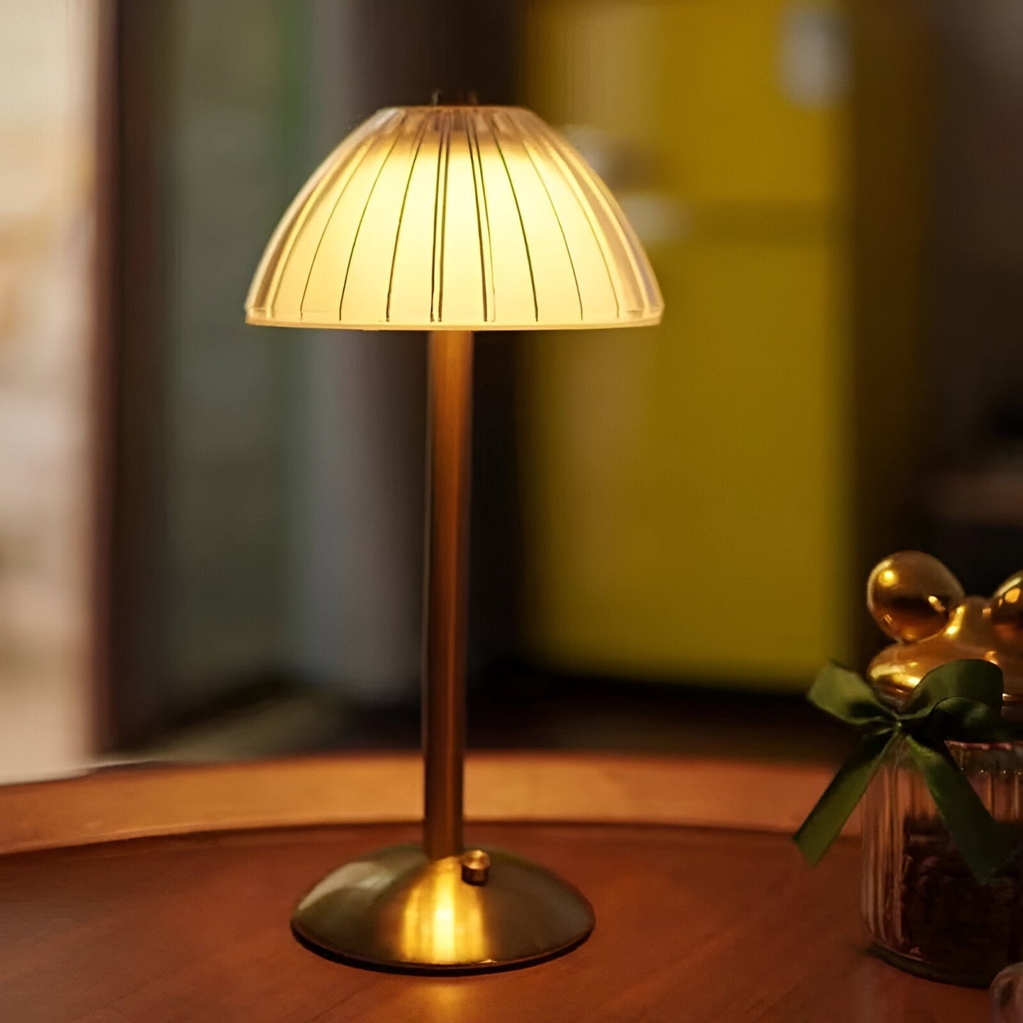 Classic Home Table Lamp – Adjustable Bright Lighting