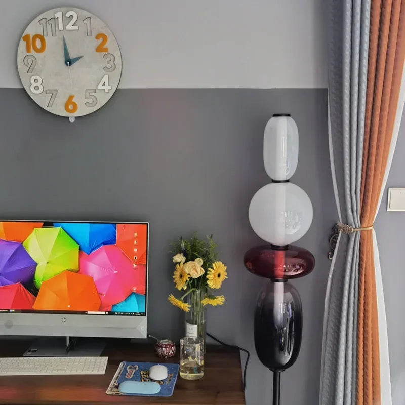 HueArc – Sleek Floor Lamp with Multicolor Lighting for Stylish Interiors 2