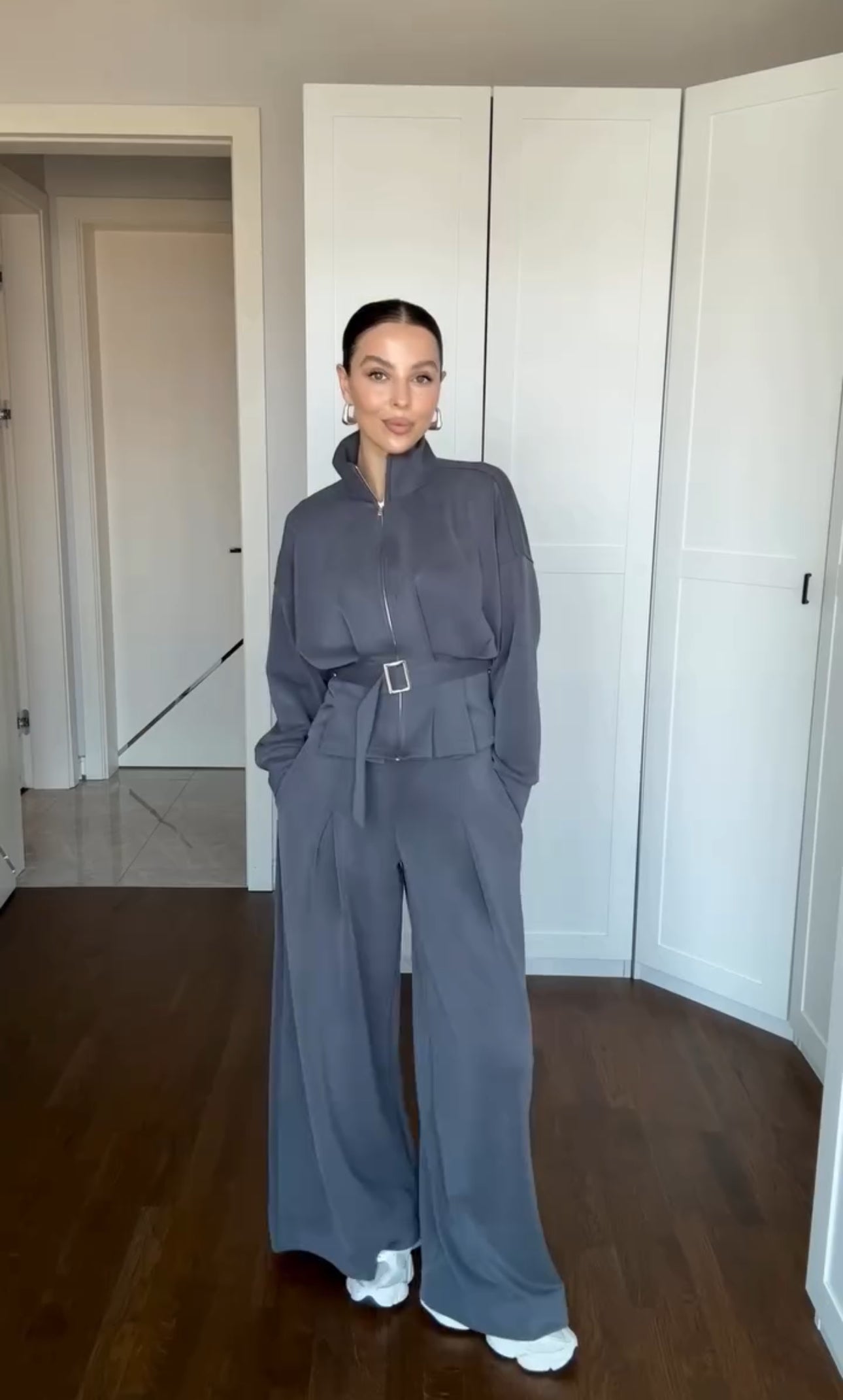 Soft Two-Piece Tracksuit with Zip Hoodie - Lusomart